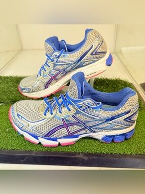 ASICS GT 1000 2 Running Shoes Women’s Size 8.5 US
